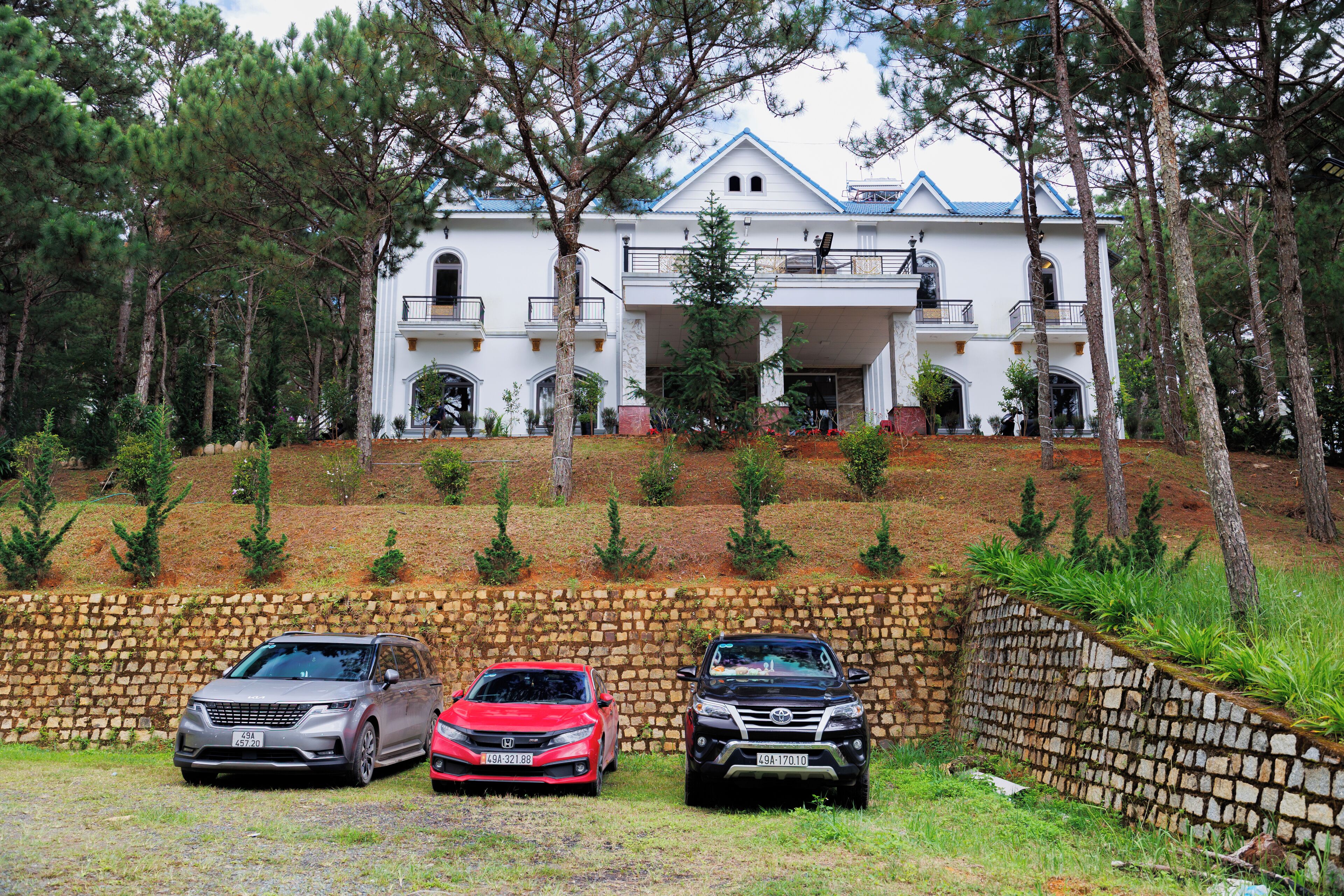 Parkering i nærheten inkludert