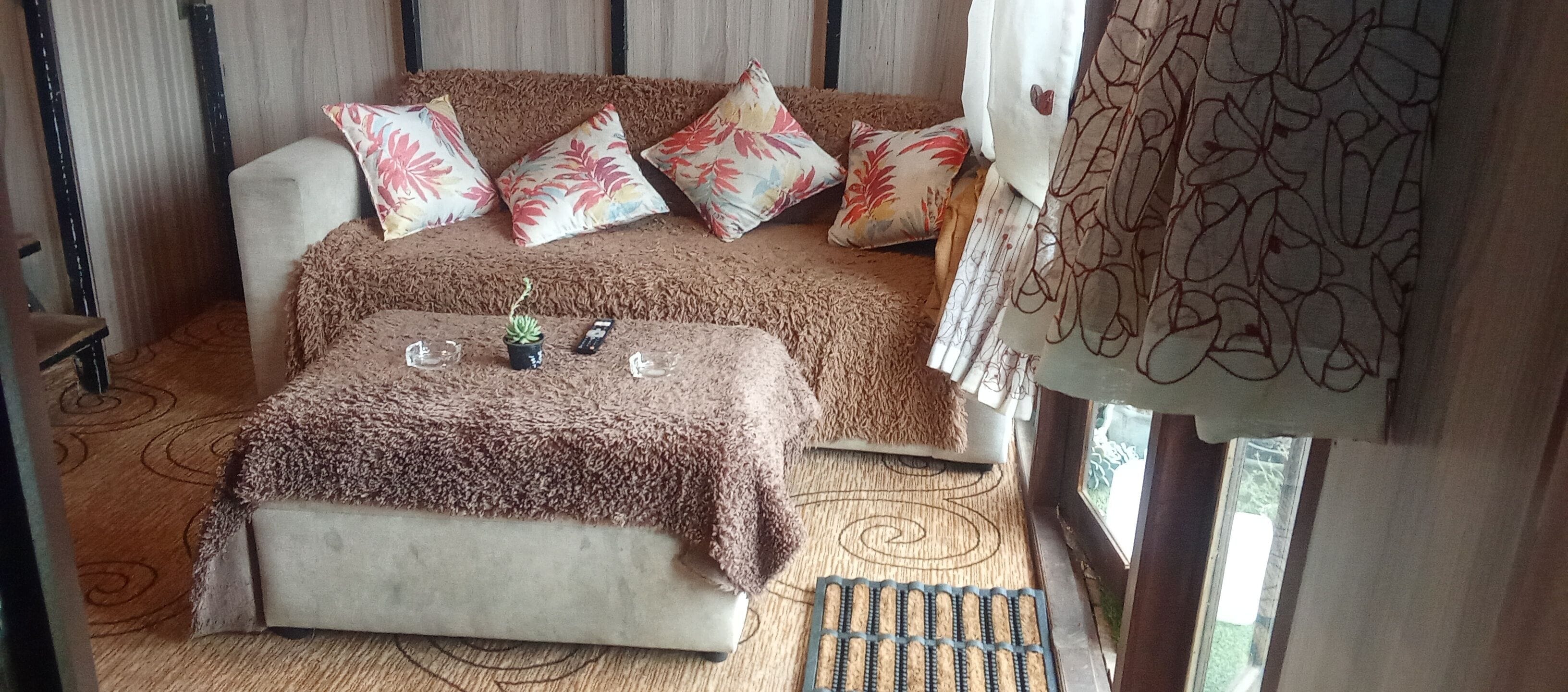 Family Apartment, Mountain View | Living area