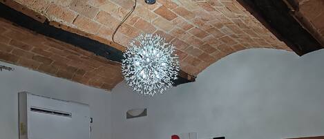 Bügeleisen/Bügelbrett, WLAN, Bettwäsche