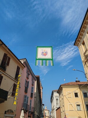 Exterior detail - Casa del Prof - Holiday apartment in the historic center (Asti)