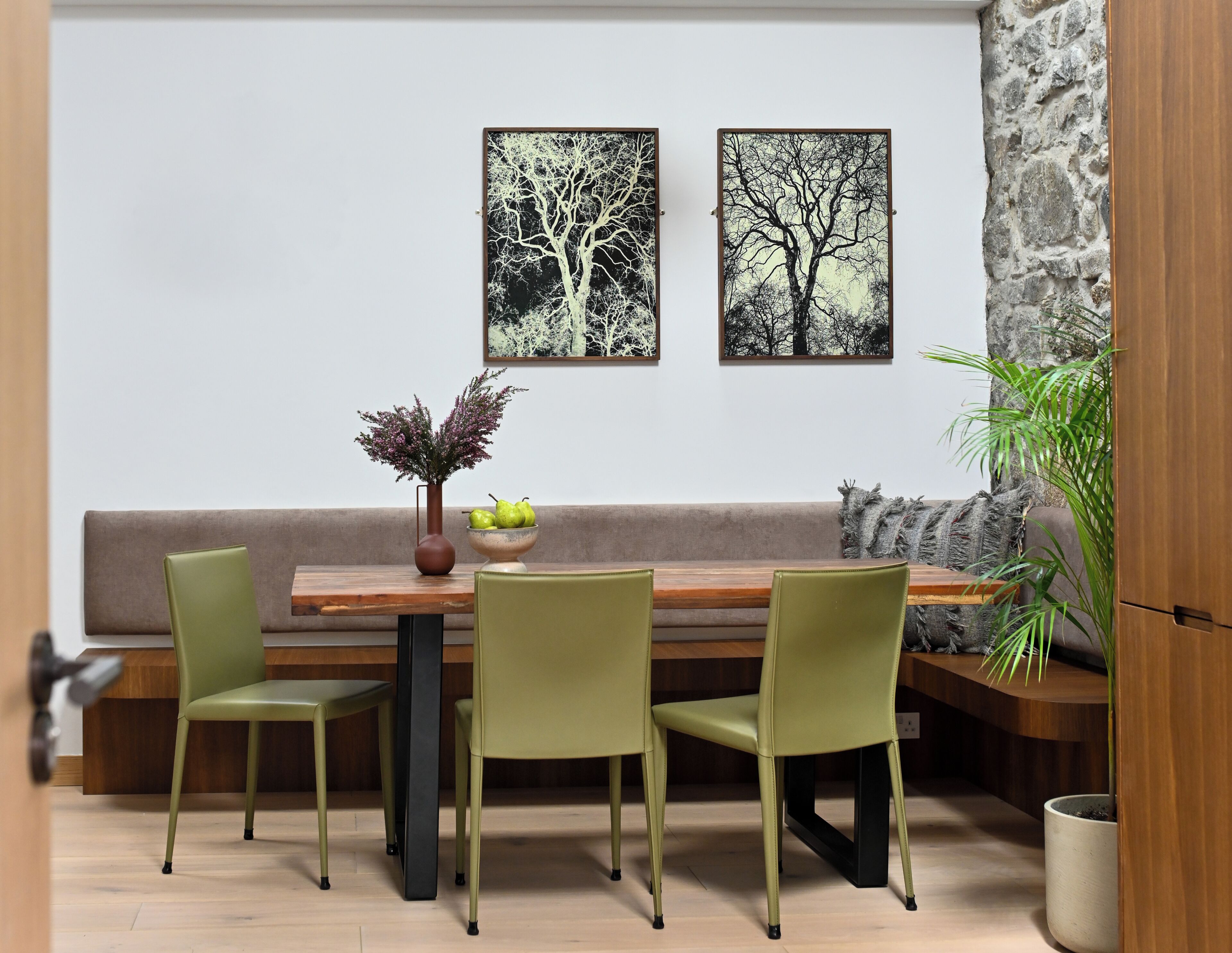 Luxury Cottage, 1 Bedroom | Dining room