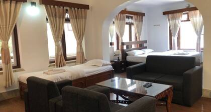 Thamel apartment Thamel 5 min walk 1BHK 3rd Floor