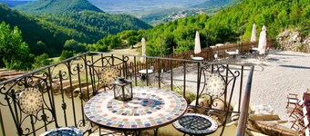 Villa Sole Vini in the Heavenly Heart of Umbria on Top of the World sleeps 50