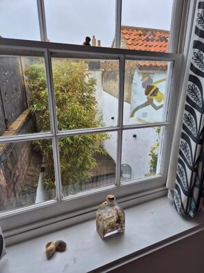 Interior - The Folly in Farrier Street - A cosy & modernised historic house - great space (Deal)