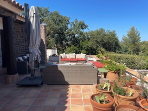 Terrace/patio - Family home with swimming pool, beautiful sea view, in private estate (Sainte-Maxime)