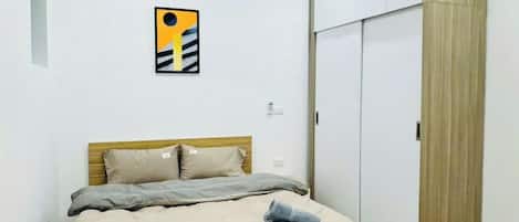 書桌、免費無線上網