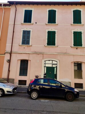 Exterior - [CAMPOMARTE] 2-bedroom apartment with air conditioning and Wi-Fi (Brescia)