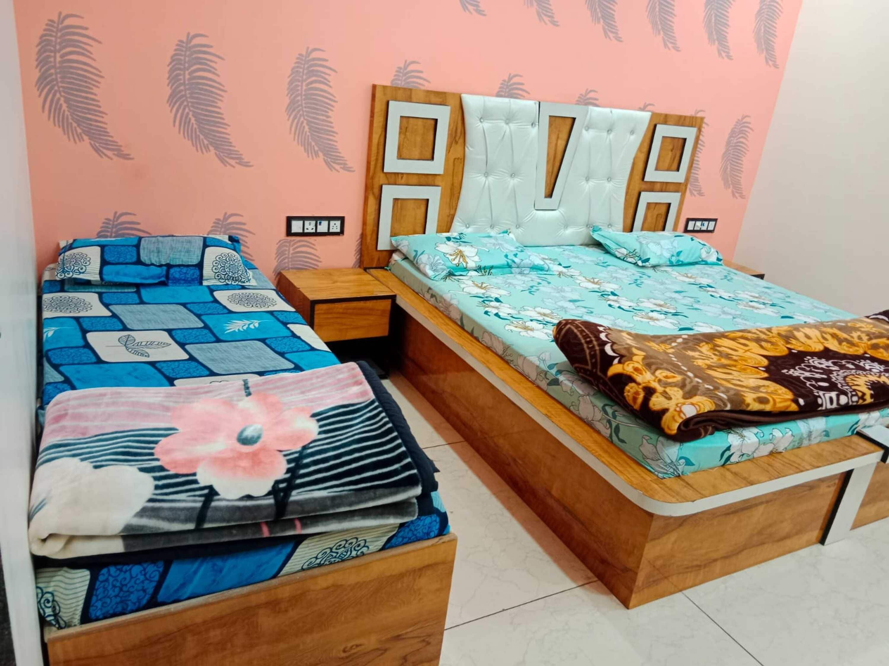 Triple Room, Penyaman udara | Ruang kerja komputer riba, Wi-fi percuma, cadar katil 