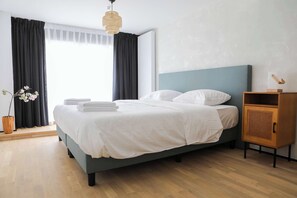 Travel cot, WiFi, bed sheets - Stylish Bel Époque Apartment Near Blankenberge Beach (Blankenberge)