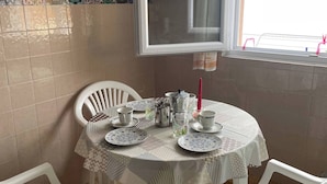 Shared Dormitory, 1 Bedroom | Dining room - Room-room in Stunning Apartment With sea (Fisterra)