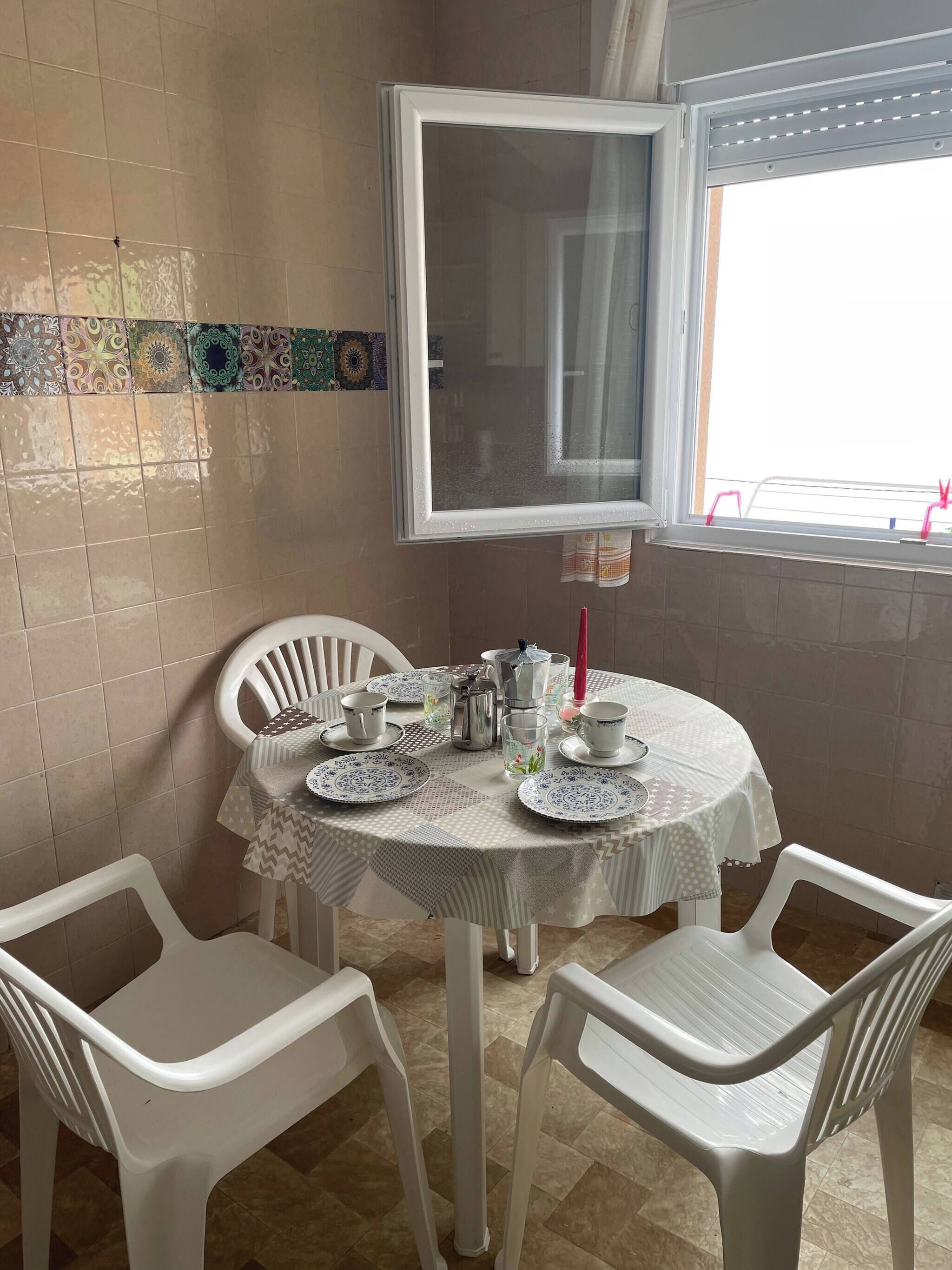 Shared Dormitory, 1 Bedroom | Dining room