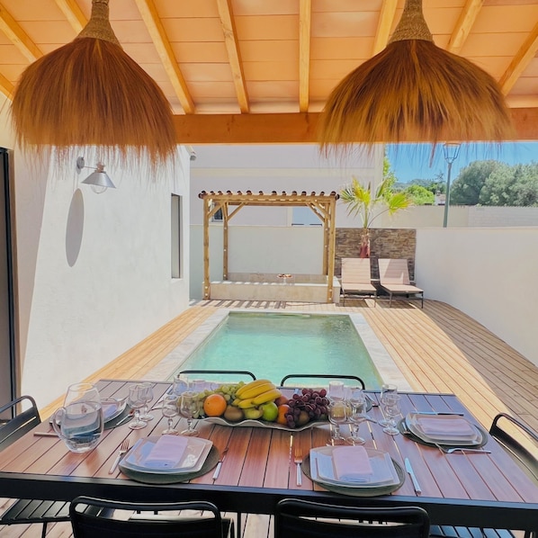 Outdoor dining - New house with swimming pool Charleval en Provence - Near Luberon (Charleval)