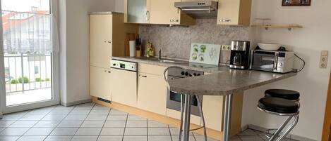 Fridge, microwave, oven, dishwasher