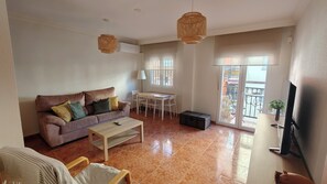 Living area - Apartment 50 meters from the sea (La Cala del Moral)