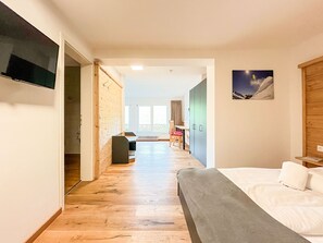 Comfort Double Room, Garden Area | Laptop workspace, soundproofing, free WiFi - Hotel Bergstätter Hof (Immenstadt im Allgaeu)