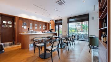 Desayuno buffet incluido todos los días