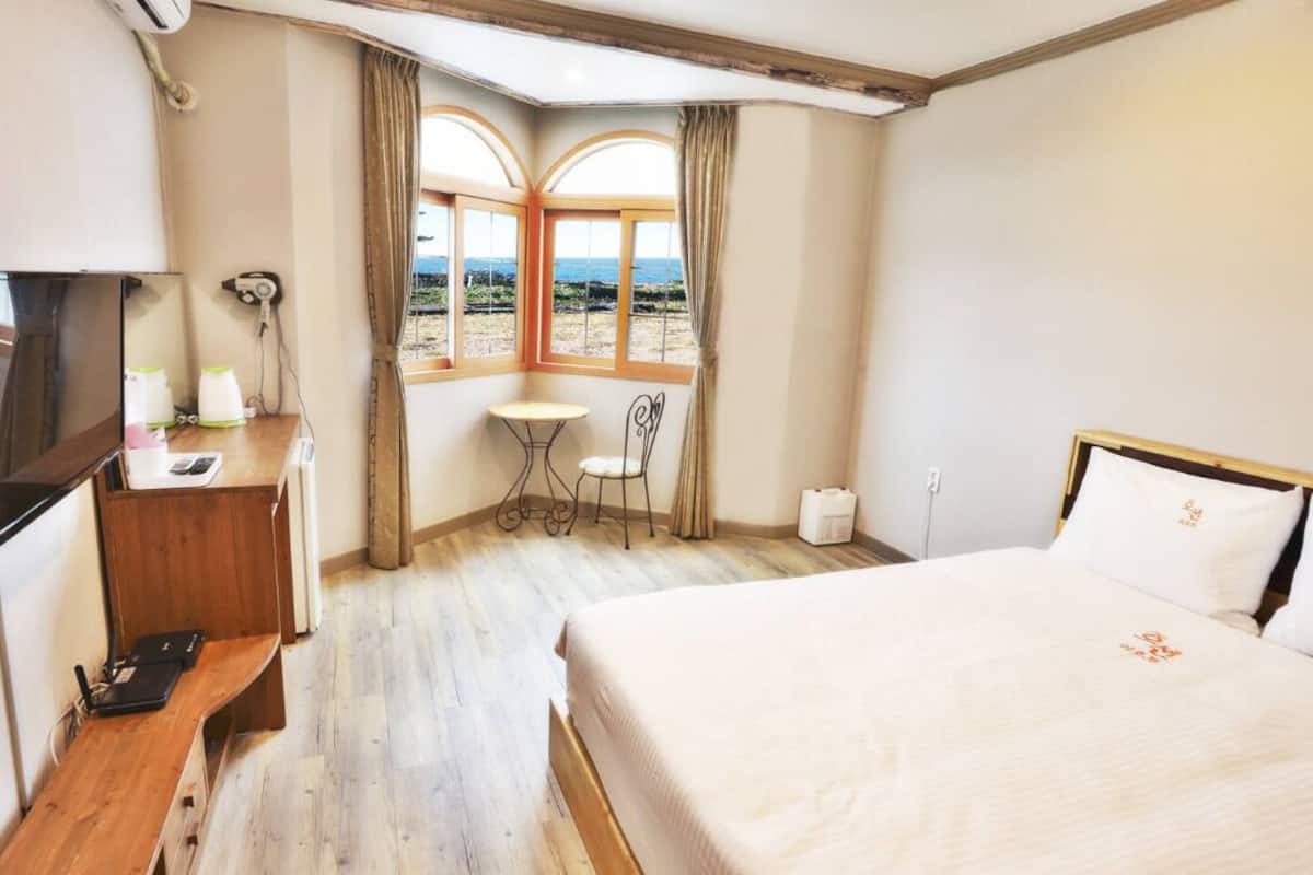 Basic Double Room, Ocean View | Free WiFi