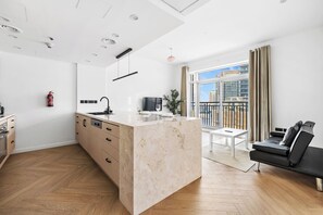 Private kitchen - Studio Near Dubai Mall Burj Khalifa (Dubai)
