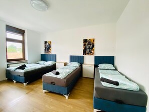 Basic-Apartment | Bügeleisen/Bügelbrett
