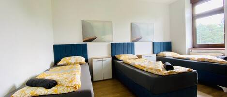 Basic Apartment | Iron/ironing board