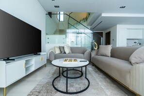 Townhouse – deluxe, balkong | TV