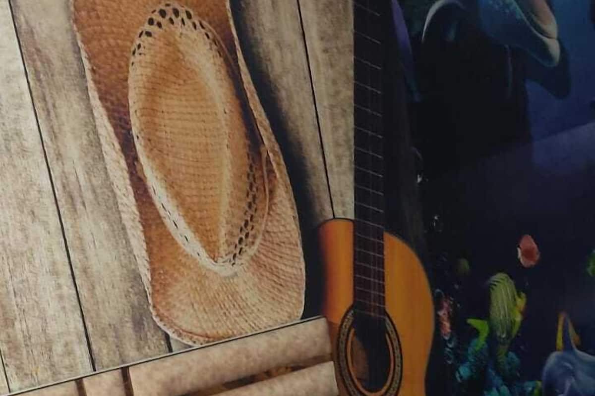 Escritorio, espacio para trabajar con un portátil, wifi gratis