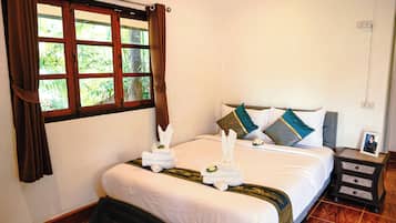 In-room safe, desk, free WiFi, bed sheets