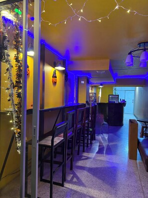 Restaurant - Dengba Hostel-Loikroh Chiang Mai (Chiang Mai)