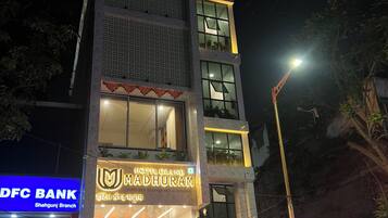 Fachada da propriedade