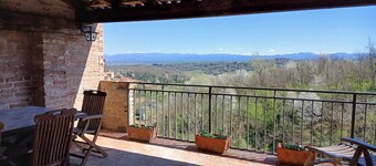 Borgo Bosco by Italita, village house panoramic view walking distance mombaruzzo