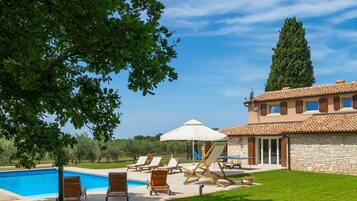 Villa, 3 chambres, piscine privée, vue jardin | Piscine | Piscine extérieure