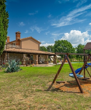 Villa, 3 Bedrooms, Private Pool, Garden View | Children's area - Spacious Country Villa With Private Pool (Tar-Vabriga)