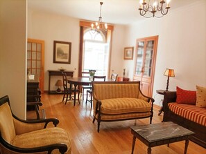 Living area - Viana Vintage AP 2 bedrooms and private parking (Viana do Castelo)