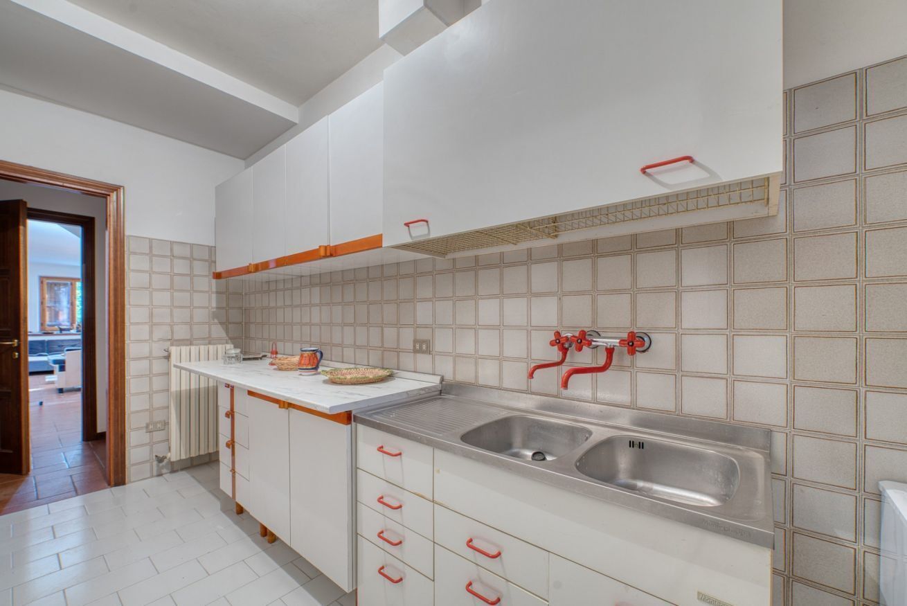 Fridge, microwave, ice maker