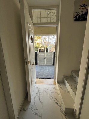 Exterior - Villa Life  (San Donato Milanese)