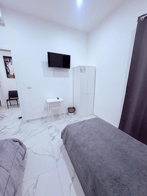 Tabla de planchar con plancha y wifi gratis