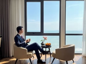 Deluxe Double Room, Bathtub | Beach/ocean view - DAO NGOC BEACH HOTEL DA NANG (Da Nang)