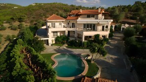 Exterior - Holiday Home 'Billi's Loft' with Sea View, Wi-Fi and Air Conditioning (Perahora Loutrakiou)