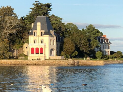 Charmante Maison de Pêcheur Sea Holly à Tréboul – Proche Plages et Port