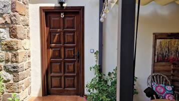 Appartement, 1 slaapkamer, patio, uitzicht op bergen | Terras