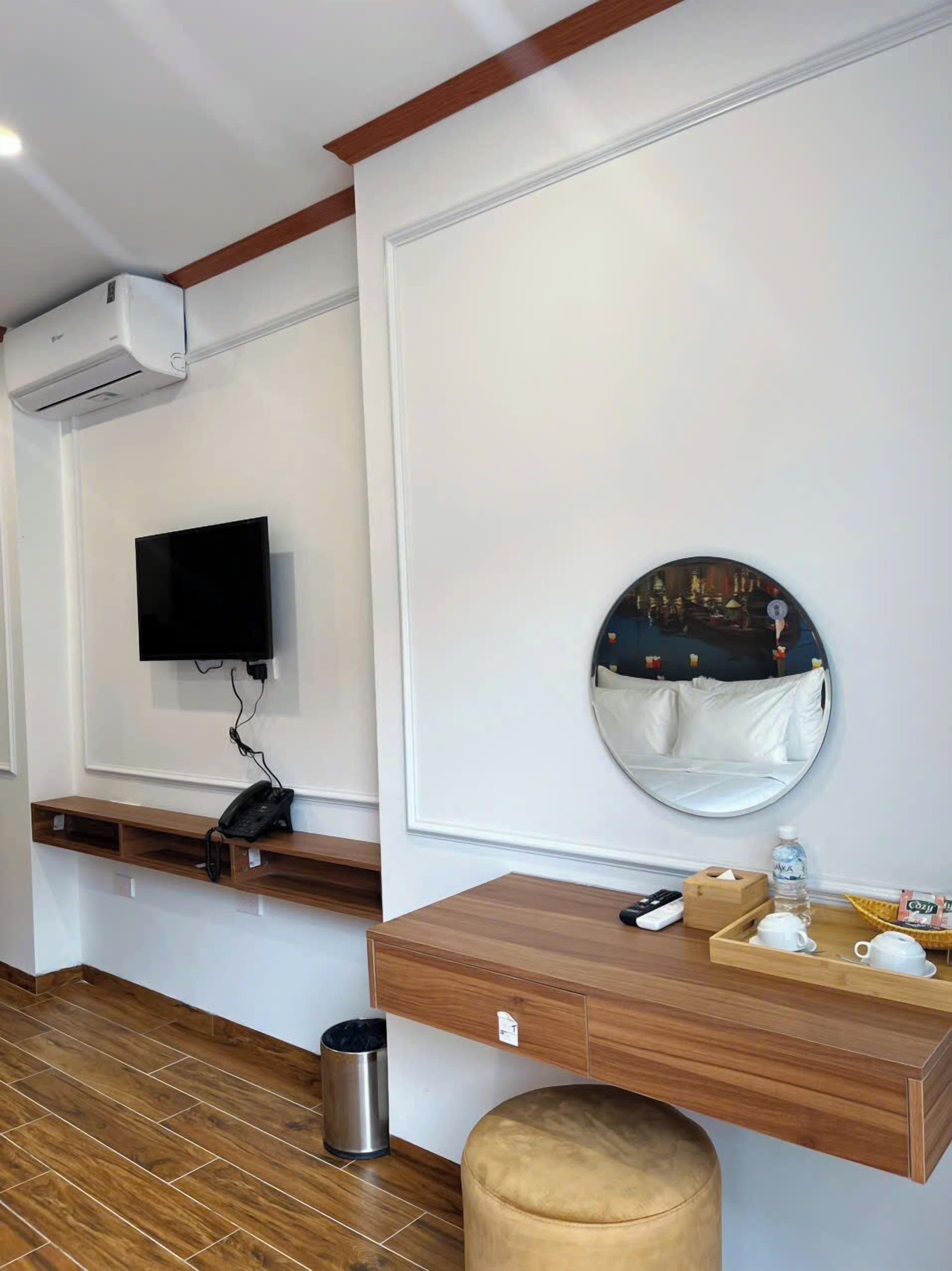 Cubrecamas, colchones Select Comfort y minibar 