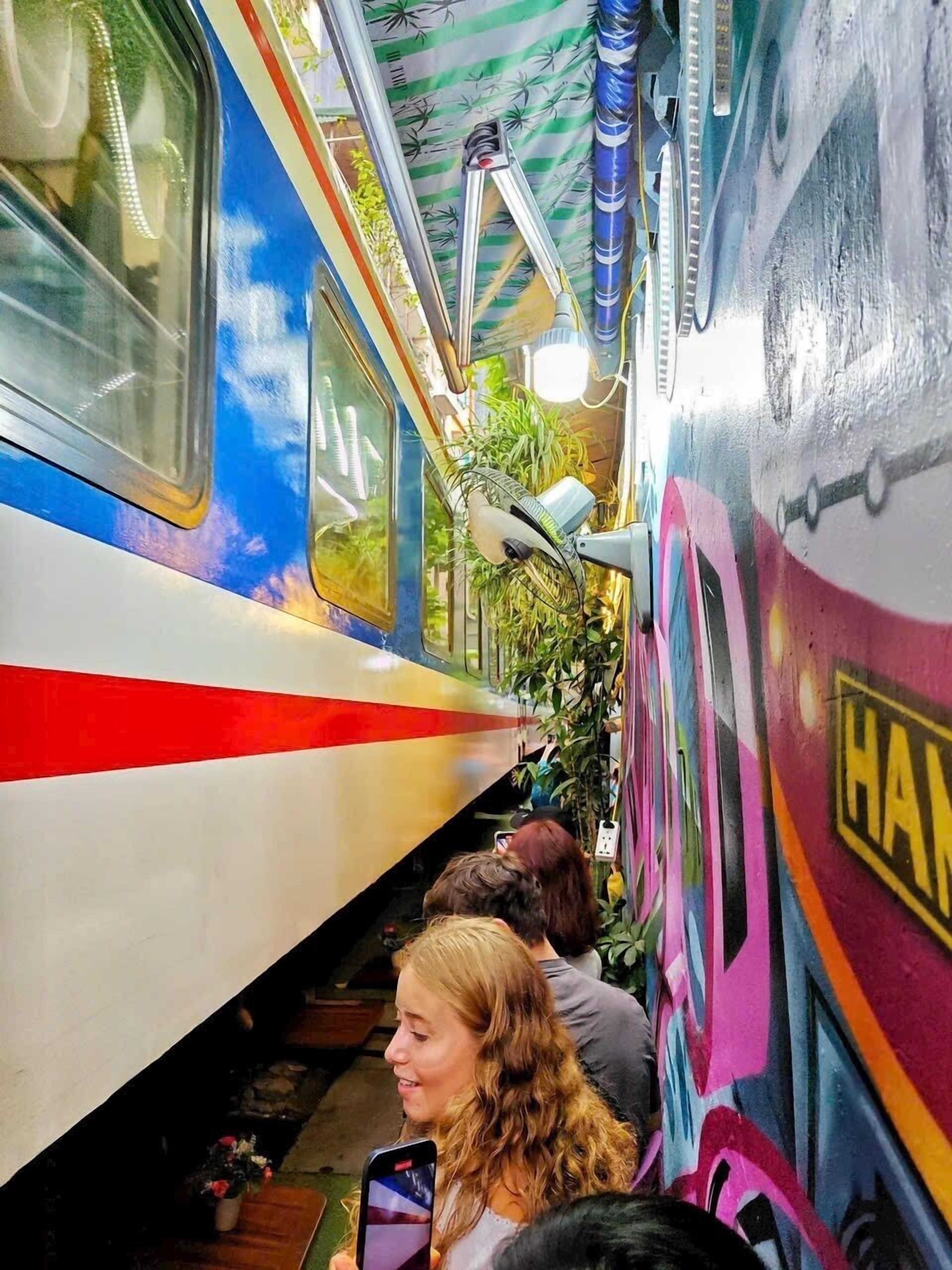 Deluxe-Zimmer, Balkon, Stadtblick | Daunenbettdecken, Select-Comfort-Betten, Minibar, Zimmersafe