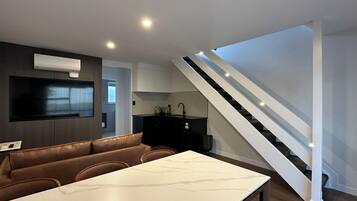 Family Apartment | Living area | Printers