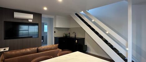 Family Apartment | Living area | Printers