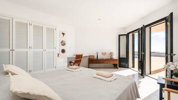 4 bedrooms, WiFi, bed sheets