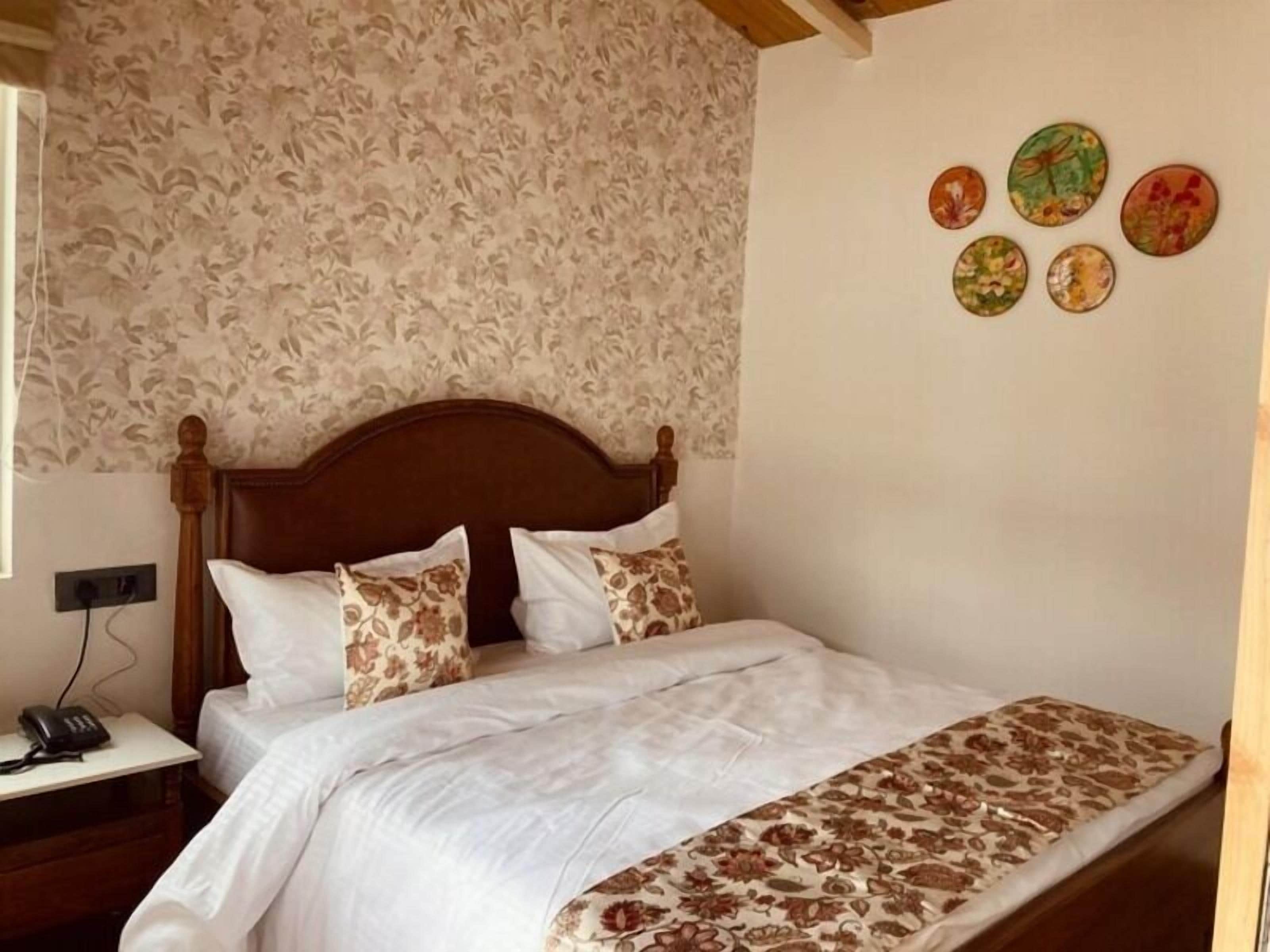 Naina Lodge Green Room | Gratis Wi-Fi