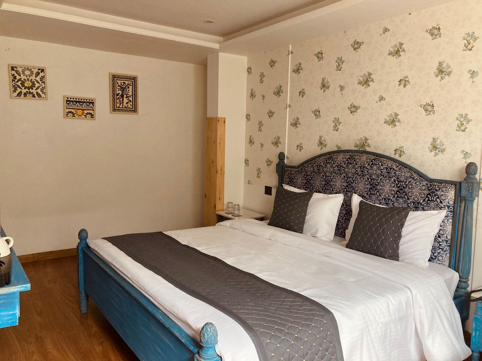 Naina Lodge Blue Room | Individually decorated, individually furnished, free WiFi, bed sheets