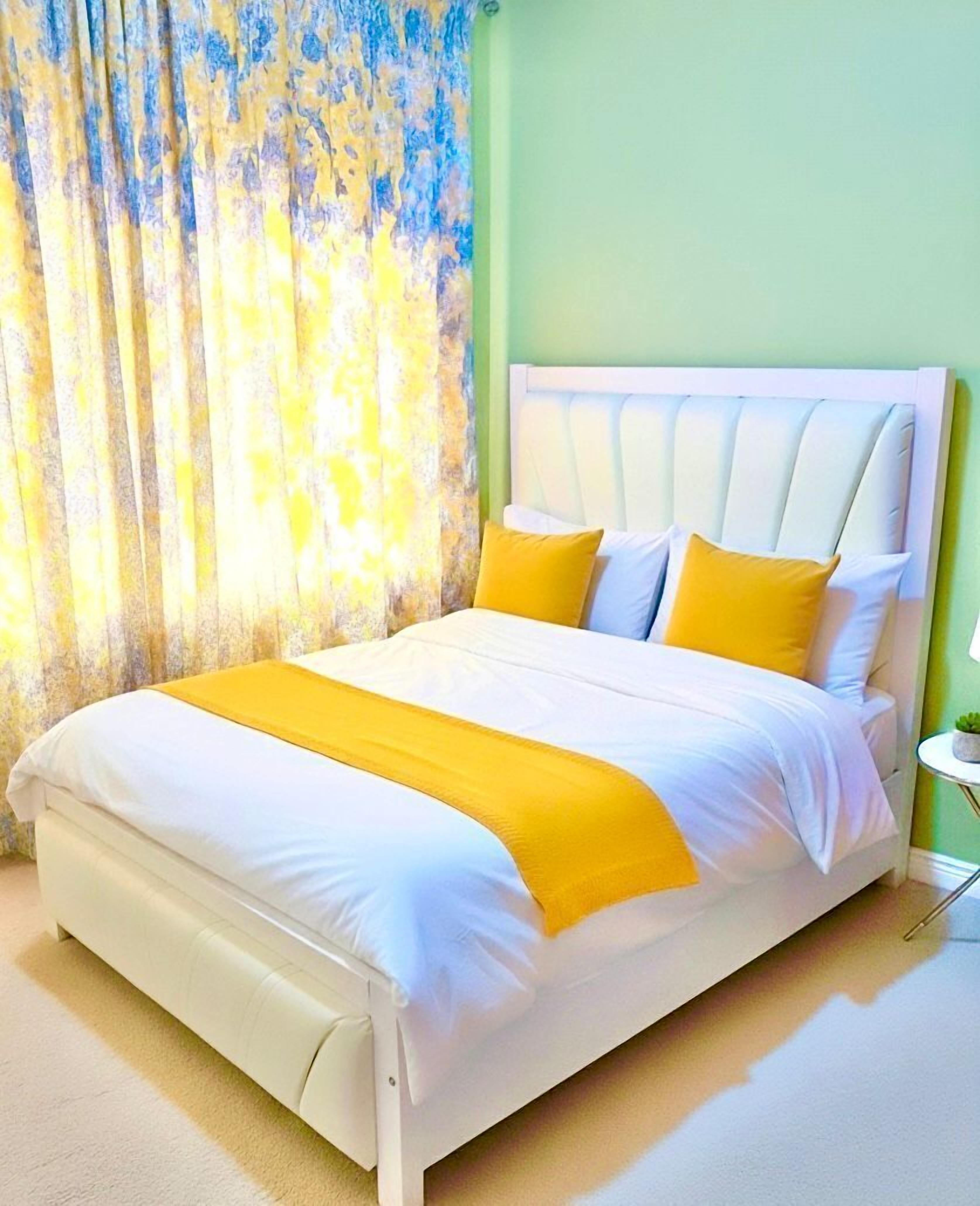 Deluxe Apartment | Free WiFi