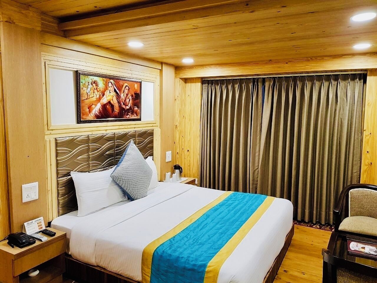 ファミリー スイート バレービュー | デスク、ノートパソコン用作業スペース、WiFi (無料)