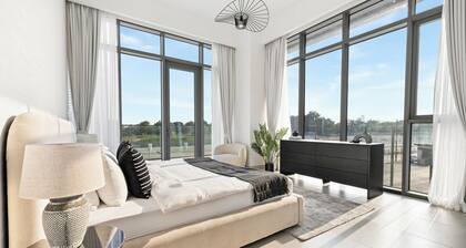 2BR plus M Pet-Friendly Prime Amenities